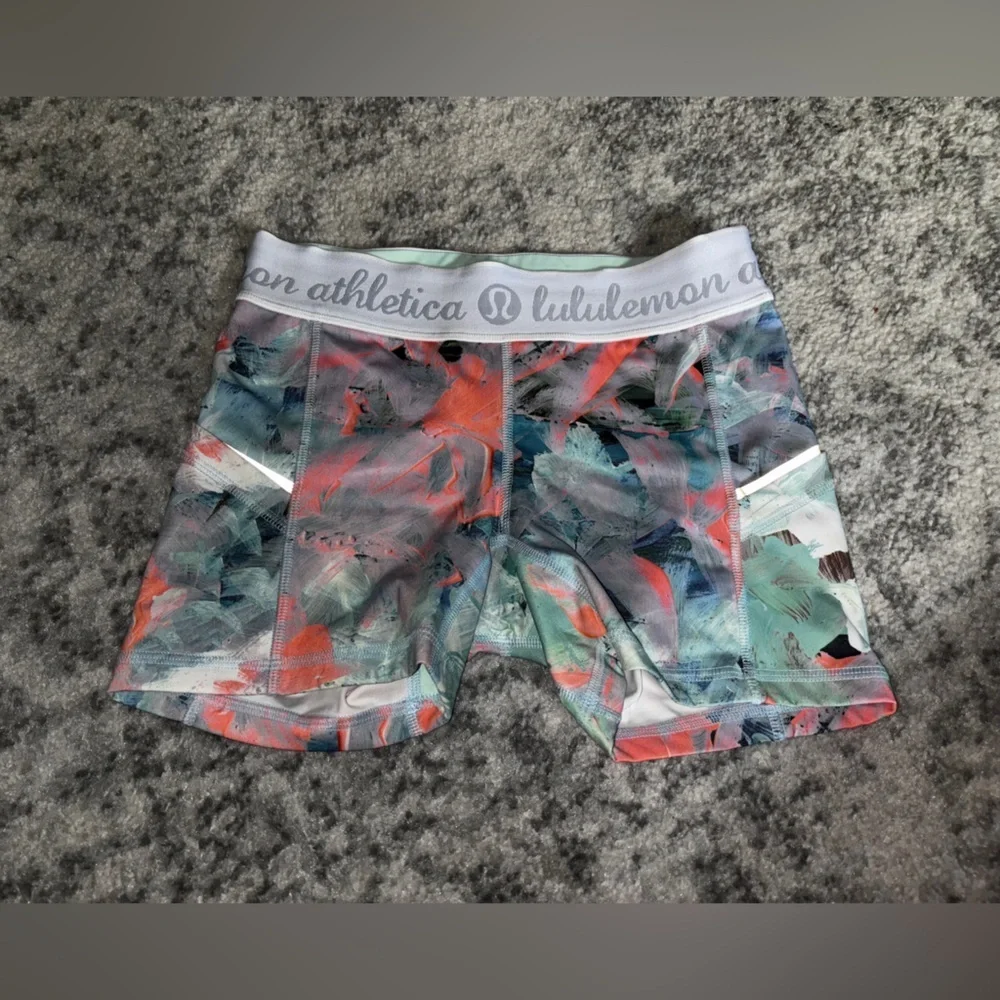 Lululemon RARE What The Sport Short Blushed Illusion Multi Size: 4 - Picture 2 of 5